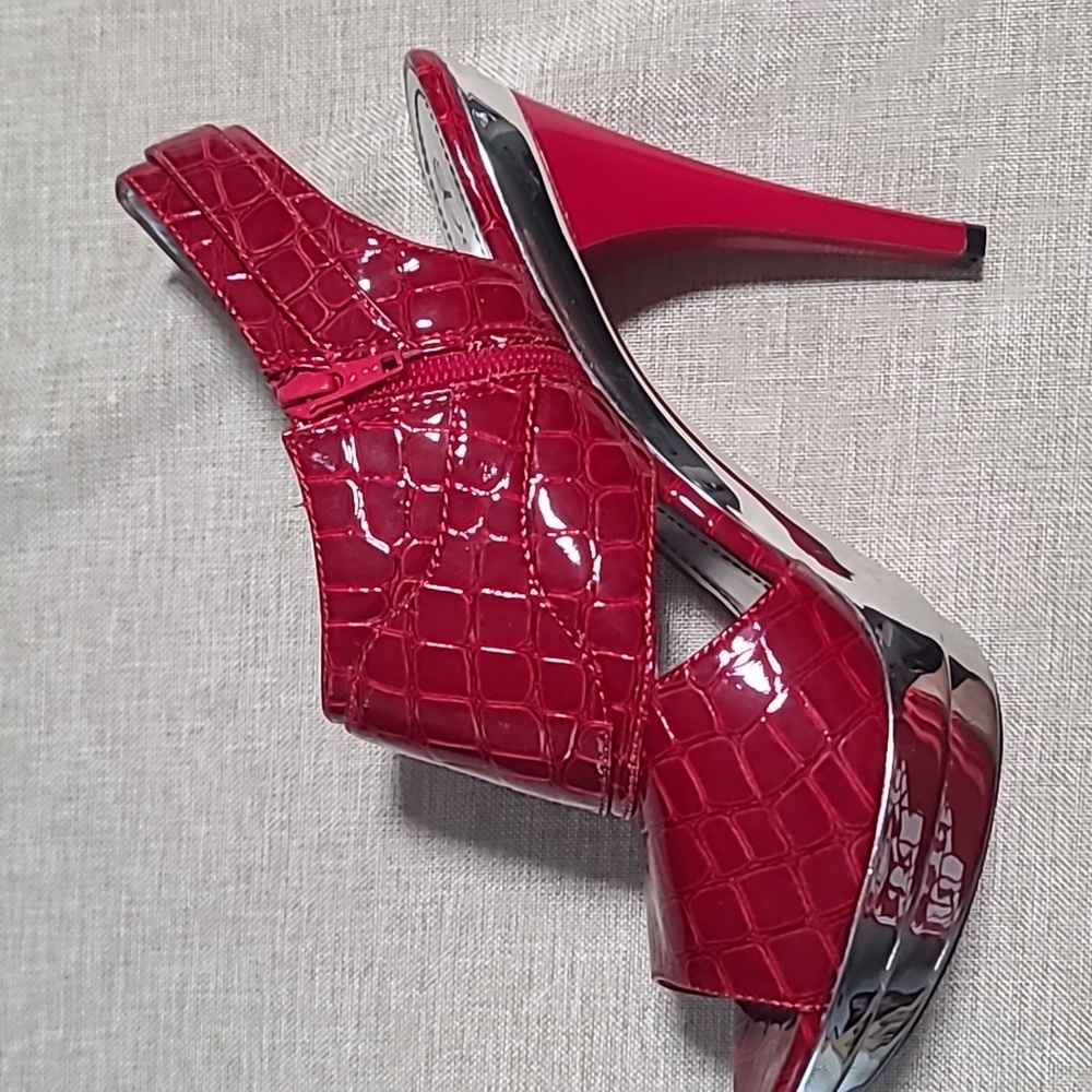 Deréon Dance Red Heels Beyoncé Size 10